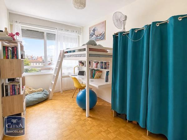 Appartement à louer 6 pièces 112m² Limoges (87000)