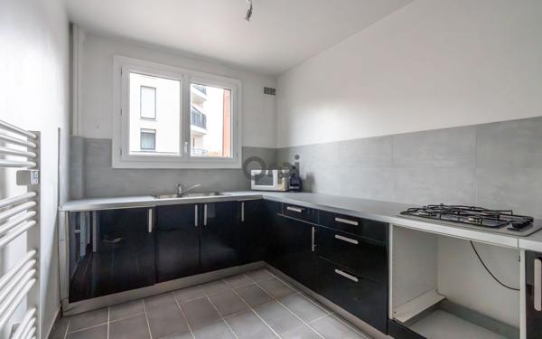 Appartement à vendre    2 pièces • 54,66 m2 Champigny-sur-Marne