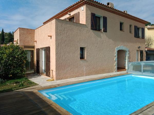 Magnifique Maison de famille avec pisicne