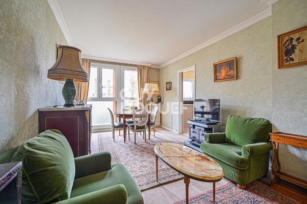 3 Pièces 2 Chambres / Plan en étoile / Exposition SUD / Calme / Vue dégagée