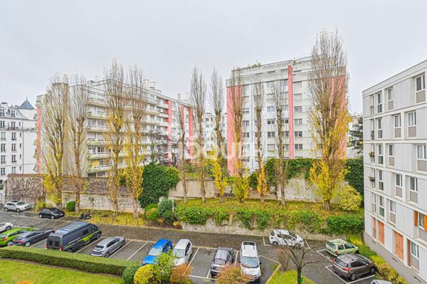 3 Pièces 2 Chambres / Plan en étoile / Exposition SUD / Calme / Vue dégagée