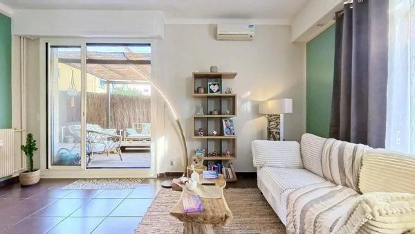 A Vendre 2P: Nice St Sylvestre | 47m² + Terrasse 34m² | Tramway à 5min