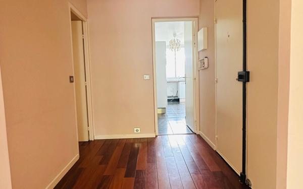 Appartement à vendre    3 pièces • 73,06 m2 Puteaux