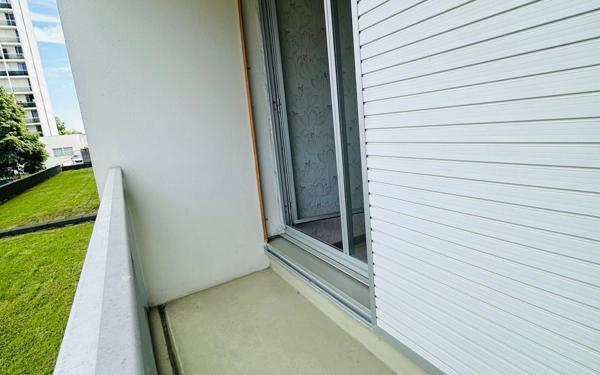 Appartement à vendre    3 pièces • 73,06 m2 Puteaux