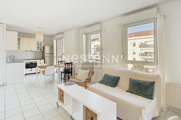 Appartement 2 Pièces avec Ascenseur, Terrasse Franklin Roosevelt - 69500 BRON