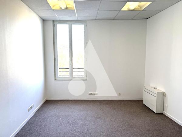 Bureaux 1 pièce 53 m2