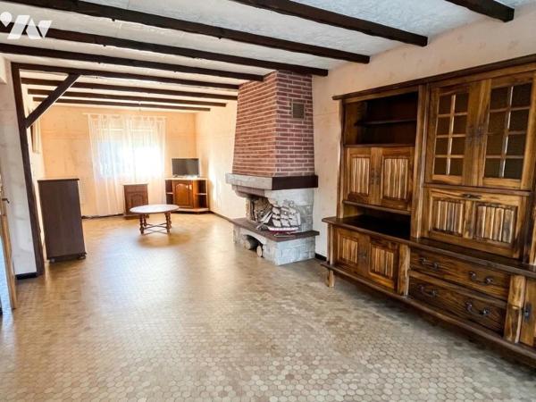 Maison de lotissement avec sous-sol