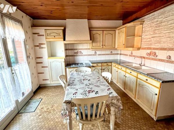 Maison de lotissement avec sous-sol