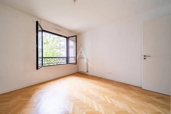 Suresnes - Résidence Sisley - Appartement 3 pièces 69m² - Parking en sus