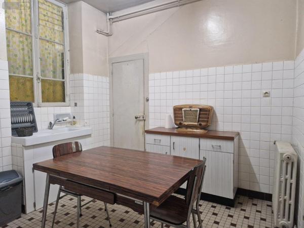 Maison de ville à vendre à Bar-sur-Aube dans l'Aube (10200), ref : 10379/574   
Calme