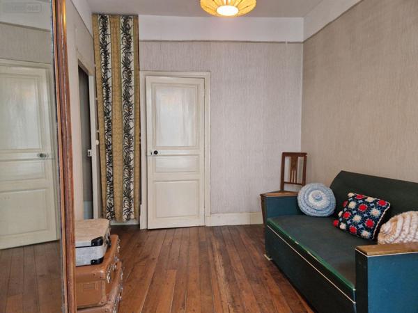 Maison de ville à vendre à Bar-sur-Aube dans l'Aube (10200), ref : 10379/574   
Calme