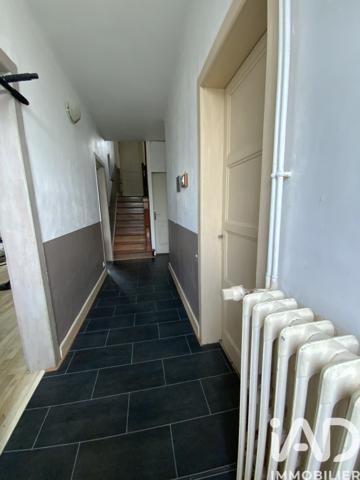 Maison à vendre 5 pièces 117 m² Châteauneuf-la-Forêt