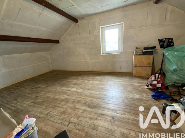 Maison à vendre 5 pièces 117 m² Châteauneuf-la-Forêt
