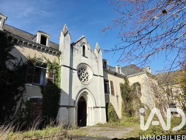 Immeuble à vendre 2 000 m² Mirebeau