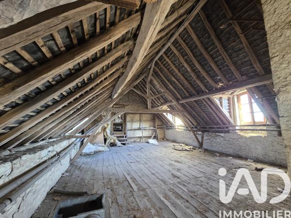 Immeuble à vendre 2 000 m² Mirebeau