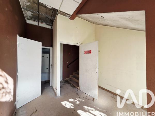 Immeuble à vendre 2 000 m² Mirebeau