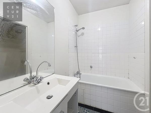 Appartement 3 à vendre  3 pièces - 65,65 m 2   TROYES  - 10