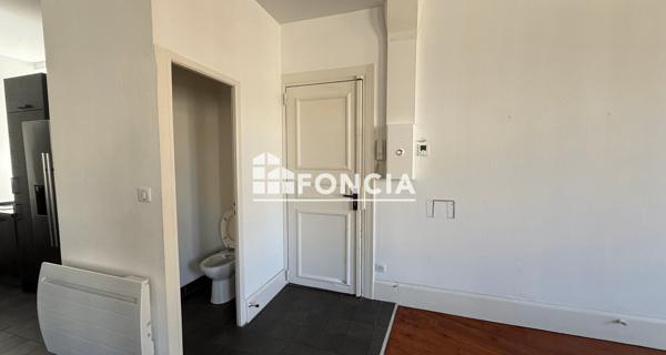 Location Appartement meublé 6 pièces 107.66 m² - Charleville-mézières 08000