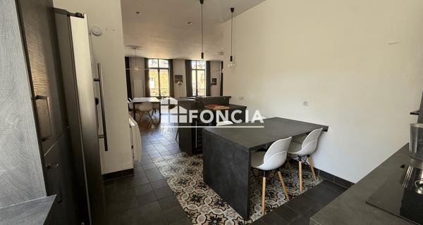 Location Appartement meublé 6 pièces 107.66 m² - Charleville-mézières 08000