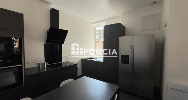Location Appartement meublé 6 pièces 107.66 m² - Charleville-mézières 08000