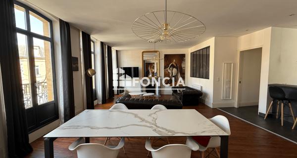 Location Appartement meublé 6 pièces 107.66 m² - Charleville-mézières 08000