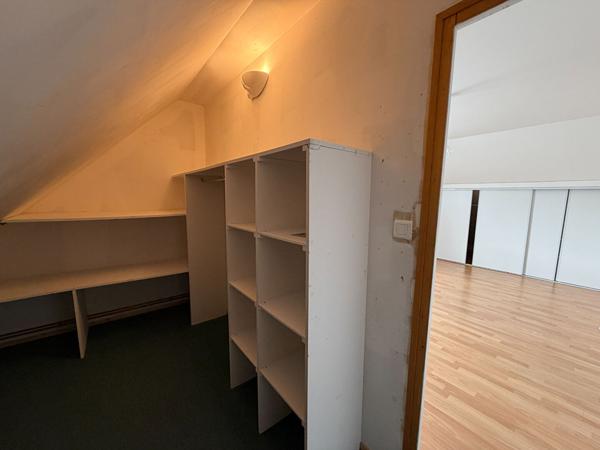 Maison Familiale avec piscine à Trouy 180m2