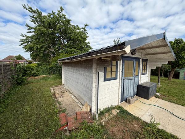 Maison Familiale avec piscine à Trouy 180m2