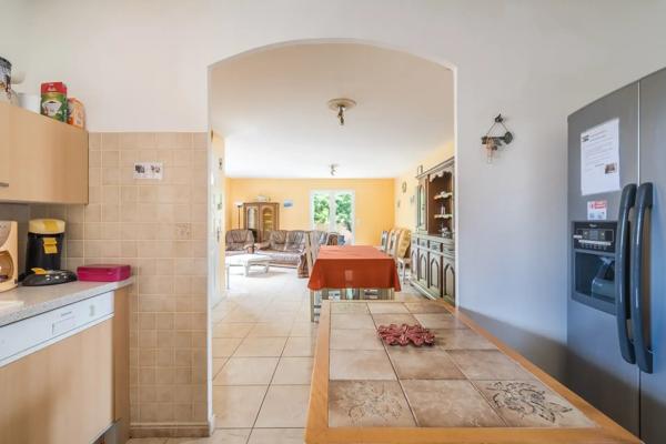 Maison 104 m² à Adissan 34230