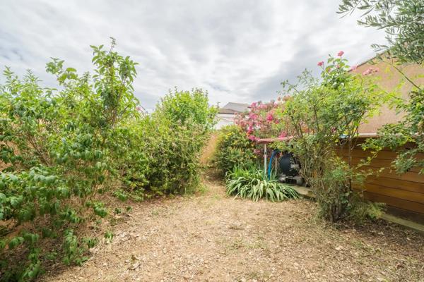 Maison 104 m² à Adissan 34230