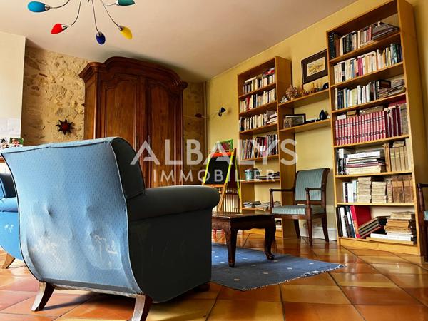 Maison 6 pièce(s) 4 chambre(s) 205 m²