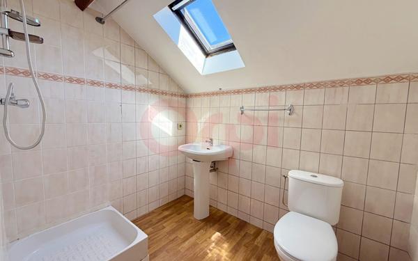 Appartement à vendre    2 pièces • 27 m2 Saclay