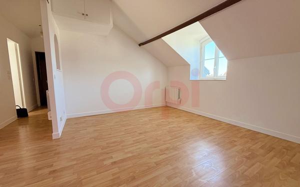 Appartement à vendre    2 pièces • 27 m2 Saclay