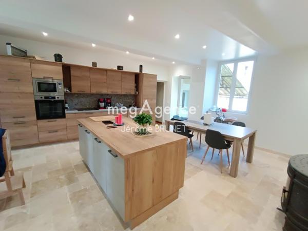 Maison à MAREUIL-SUR-LAY-DISSAIS, 85320 - 5 pièces 145m²