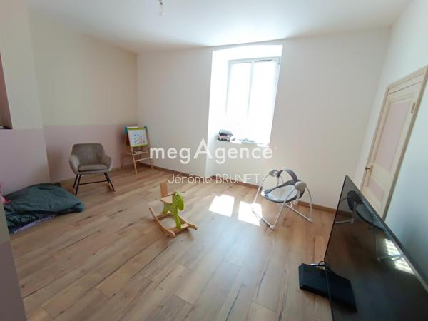 Maison à MAREUIL-SUR-LAY-DISSAIS, 85320 - 5 pièces 145m²