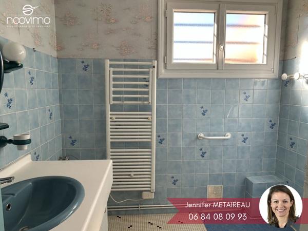 Plain-pied 2/3 chambres au cœur du bourg sur belle parcelle