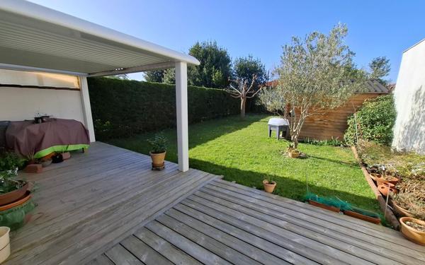 Maison à vendre    4 pièces • 94,46 m2 Saint-Pierre-d'Irube