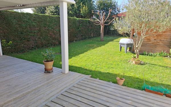 Maison à vendre    4 pièces • 94,46 m2 Saint-Pierre-d'Irube