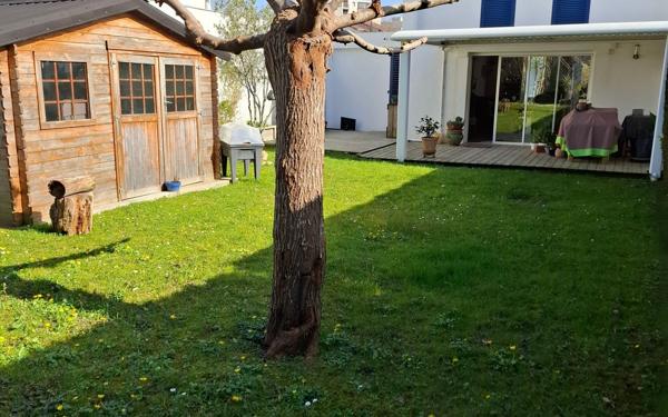 Maison à vendre    4 pièces • 94,46 m2 Saint-Pierre-d'Irube