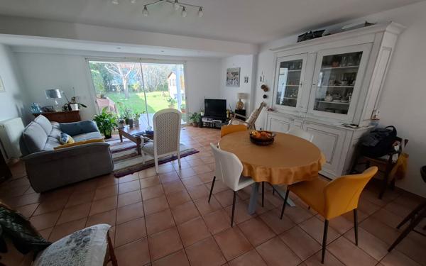 Maison à vendre    4 pièces • 94,46 m2 Saint-Pierre-d'Irube