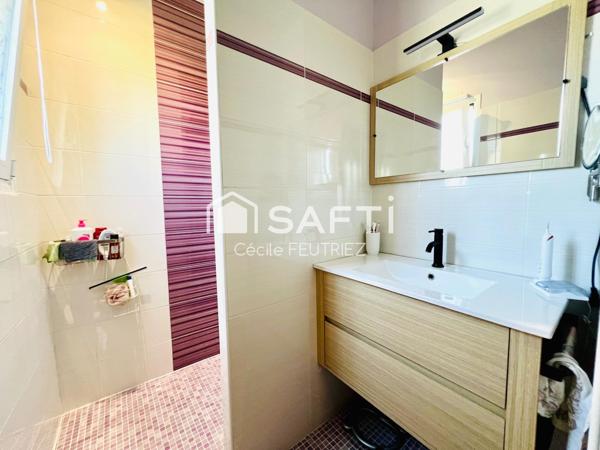 Superbe maison de plain pied avec piscine