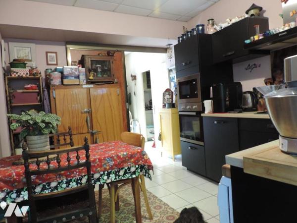 MAISON DE BOURG A BELLE ISLE EN TERRE