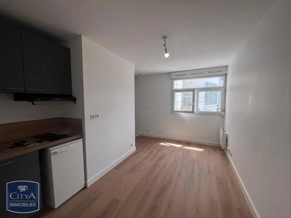 Appartement à louer 2 pièces 27.02m² Tours (37000)