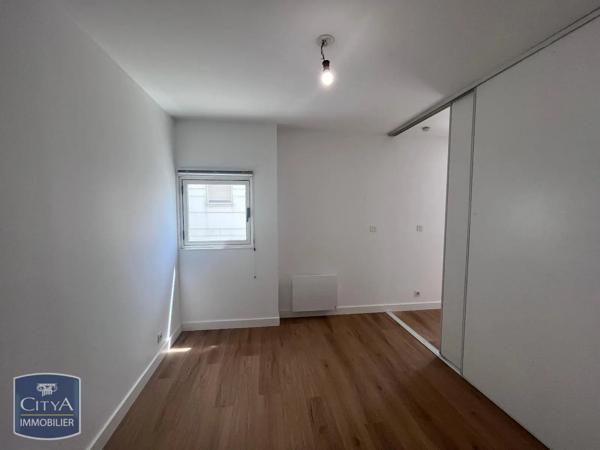 Appartement à louer 2 pièces 27.02m² Tours (37000)