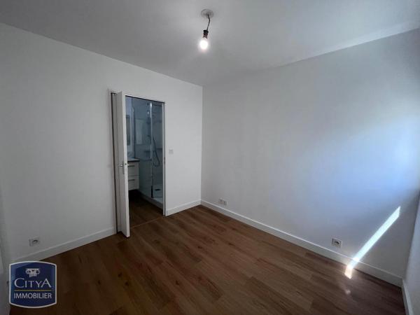Appartement à louer 2 pièces 27.02m² Tours (37000)