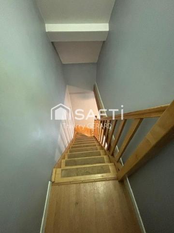 Maison sur sous-sol ,au calme ,dans la commune de champignelles a quelques minutes a pieds du centre du village .