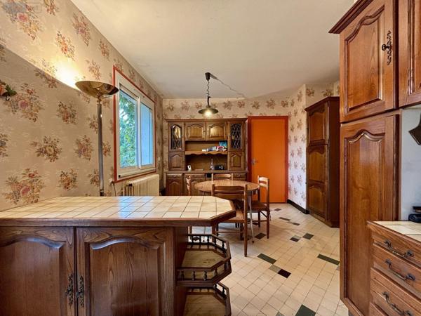 Maison à vendre à Chasseneuil-du-Poitou dans la Vienne (86360), ref : VM414-86001