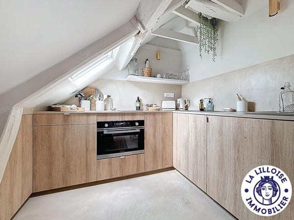 Un petit chez soi vaut mieux qu'un grand chez les autres. Paris