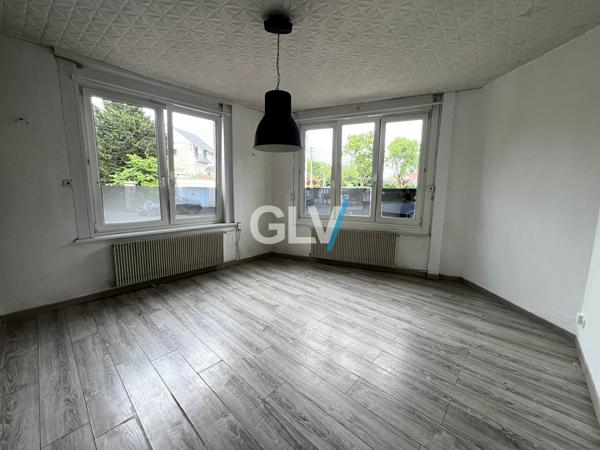 Maison 1930 Semi-individuelle 86 m2 Habitable , Wattignies