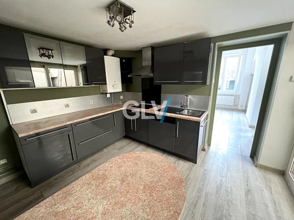 Maison 1930 Semi-individuelle 86 m2 Habitable , Wattignies