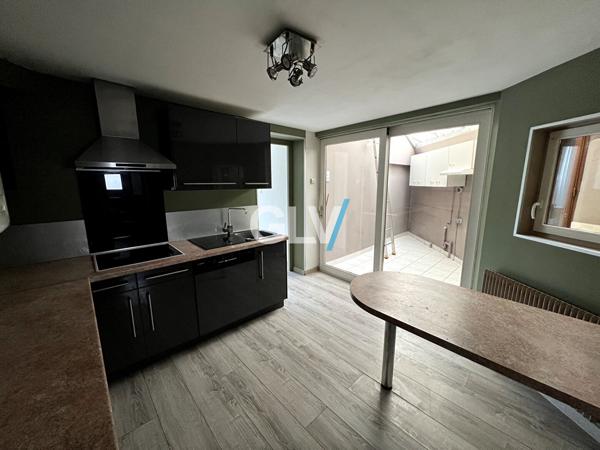 Maison 1930 Semi-individuelle 86 m2 Habitable , Wattignies